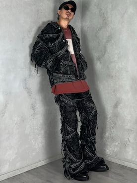 「アイテム（フィギュア）」を使った、PUBLICATIONさん（メンズ・168cm）の秋コーディネート