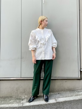 「ダンガリーシャツ」｜「アイテム（スラックス）」を使った、saori shikiさん（レディース・158cm）の秋コーディネート