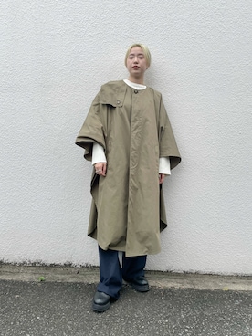 「白ニット」｜「アイテム（トレンチコート）」を使った、saori shikiさん（レディース・158cm）の秋コーディネート
