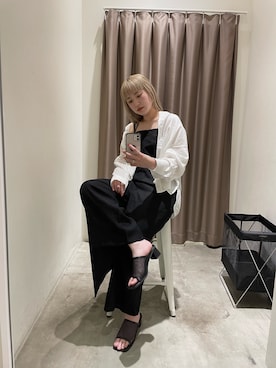 「リネンシャツ」｜「アイテム（オールインワン・サロペット）」を使った、saori shikiさん（レディース・158cm）の春コーディネート