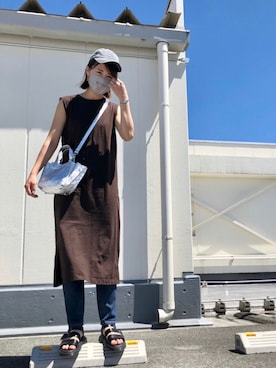 「シルバー」｜「アイテム（アナログ腕時計）」を使った、nun.さん（レディース・164cm）の夏コーディネート