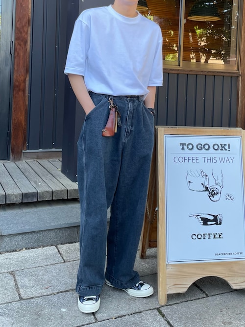 タックワイドワークスラックスデニムパンツ（デニムパンツ