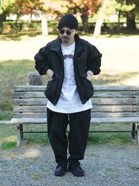 「アイテム（スラックス）」を使った、dosei72_モノトーンおじさんさん（メンズ・168cm・30代）の秋コーディネート