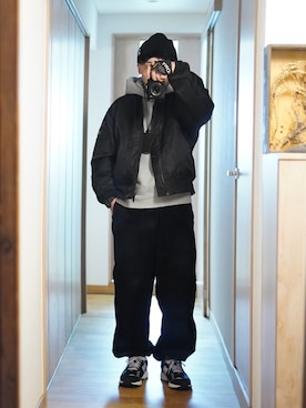 dosei_モノトーンコーデさんのコーディネート