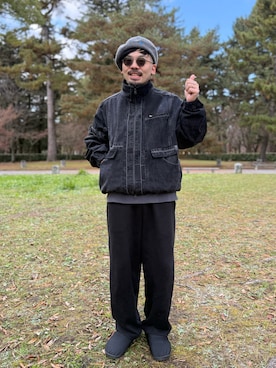 「アイテム（スウェット）」を使った、dosei72_モノトーンおじさんさん（メンズ・168cm・30代）の冬コーディネート