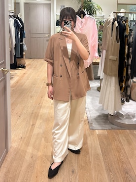 「LOUNGEDRESS（ラウンジドレス）のハーフスリーブジャケット（その他アウター、イエロー系）」を使った、qut3e78さん（レディース・161cm）の夏コーディネート