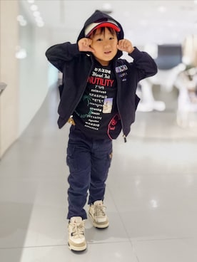 「LANVIN（ランバン）のアイテム」を使った、minimodeさん（キッズ・110cm）の秋コーディネート
