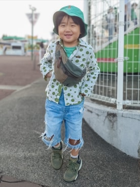 「アイテム（サロペット/オーバーオール）」を使った、minimodeさん（キッズ・110cm）の秋コーディネート