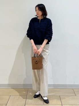 「タックパンツ」｜猪飼さん（レディース・169cm）の春コーディネート