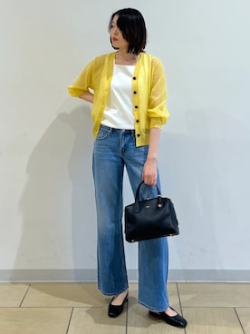 「Vネック」｜猪飼さん（レディース・169cm）の春コーディネート