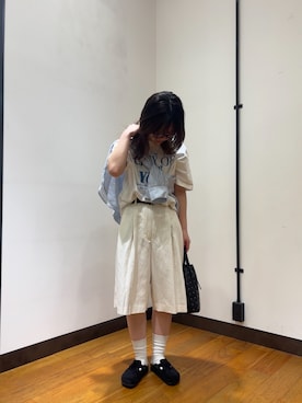 「URBAN RESEARCH（アーバンリサーチ）のリネン2WAYシャツ（シャツ/ブラウス、ブルー系）」を使った、シナガワさん（レディース・158cm）の春コーディネート