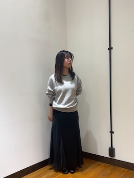 「URBAN RESEARCH（アーバンリサーチ）のキュプラバイアススカート（スカート、ブラック系）」を使った、シナガワさん（レディース・158cm）の秋コーディネート