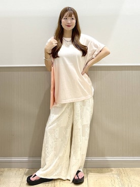 「LEPSIM（レプシィム）の2WAYレースパッチワークパンツ　1017903（その他パンツ、ホワイト系）」を使った、maiさん（レディース）の夏コーディネート