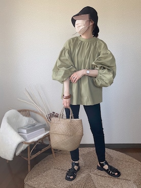 「EDWIN」｜「アイテム（腕時計）」を使った、uaさん（レディース・154cm）の春コーディネート