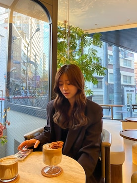 「アイテム（テーラードジャケット）」を使った、虹さん（レディース・151cm）の秋コーディネート