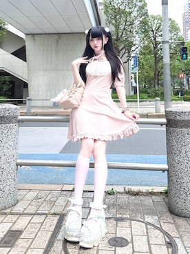 「SAMANTHAVEGA（サマンサベガ）のサイドレースアップリボンビジューミニフラッター（ショルダーバッグ、ピンク系）」を使った、ももりりさん（レディース・156cm）の夏コーディネート