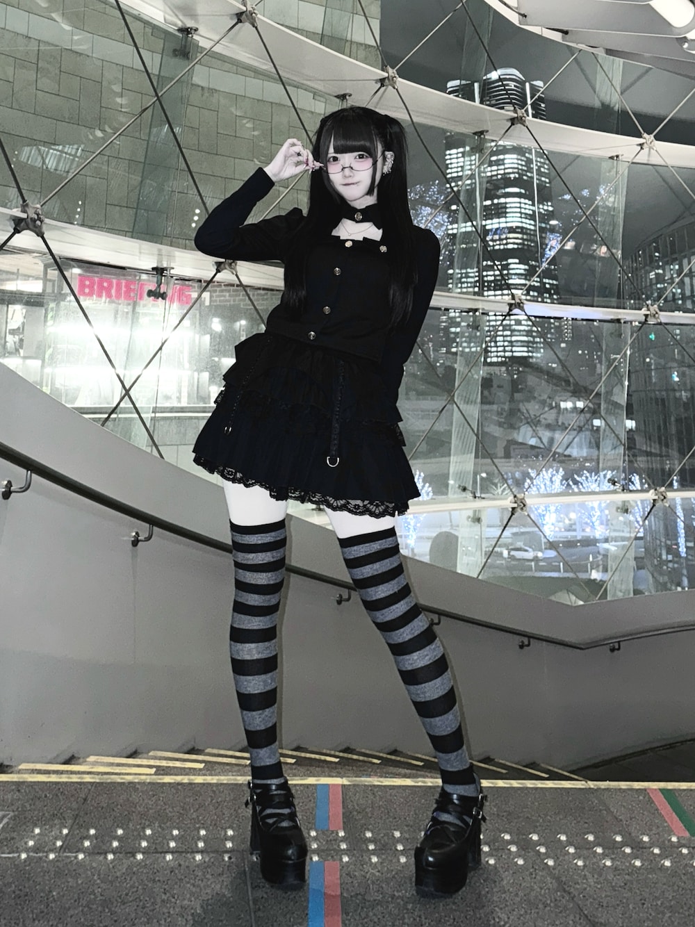 IMVAL レザースカート 黒色 地雷 サブカル IMVAL レザースカート 黒色 地雷 サブカル IMVAL レザースカート 黒色