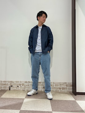 「ITEMS URBANRESEARCH（アイテムズ アーバンリサーチ）のスナップボタンデニムレギュラーカラーシャツ（シャツ/ブラウス、ブルー系）」を使った、陽介さん（メンズ・170cm）の春コーディネート