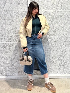 「アイテム（デニムスカート）」を使った、WMさん（レディース・166cm）の冬コーディネート