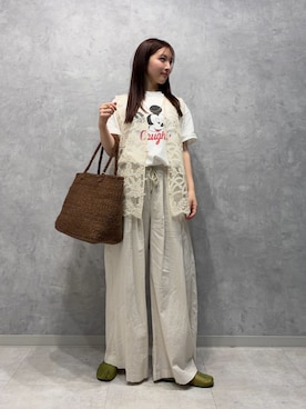 「PAES（ペイズ）のアイテム」を使った、SAYURIさん（レディース・167cm）の夏コーディネート