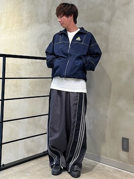 「adidas（アディダス）のADILENIUM シーズン 5 トラックパンツ / アディダスオリジナルス adidas Originals（その他パンツ、ブラック系）」を使った、TMさん（メンズ・167cm）の春コーディネート