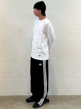 「adidas（アディダス）のメイドフォーユー 長袖Tシャツ / ロンT / アディダスオリジナルス adidas Originals（Tシャツ/カットソー、ホワイト系）」を使った、TMさん（メンズ・167cm）の秋コーディネート