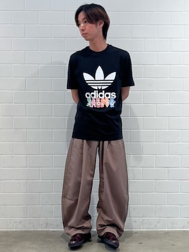 「adidas（アディダス）のバレルパンツ/ アディダスオリジナルス adidas Originals（その他パンツ、ブラウン系）」を使った、TMさん（メンズ・167cm）の夏コーディネート