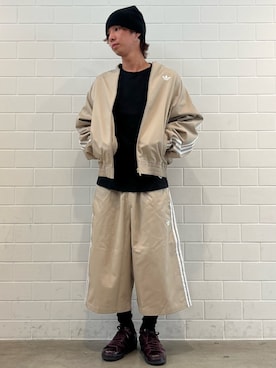 「adidas（アディダス）のSST アディカラー クラシック コットン ツイル トラックトップ / ジャージ / トラックジャケット / アディダスオリジナルス adidas Originals（ジャージ、ベージュ系）」を使った、TMさん（メンズ・167cm）の秋コーディネート