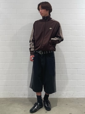 「adidas（アディダス）のファイアーバード アディカラー デニム ショーツ / アディダスオリジナルス adidas Originals（デニムパンツ、ブラック系）」を使った、TMさん（メンズ・167cm）の春コーディネート