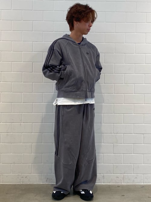 アディダス オリジナルスショップ 福岡TMさんのパーカーを使った アディダス オリジナルスショップ 福岡TMさんのパーカーを使った