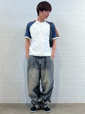 「adidas（アディダス）のスモールショルダーバッグ ウォッシュエフェクト / アディダスオリジナルス adidas Originals（ショルダーバッグ、ブラック系）」を使った、TMさん（メンズ・167cm）の春コーディネート