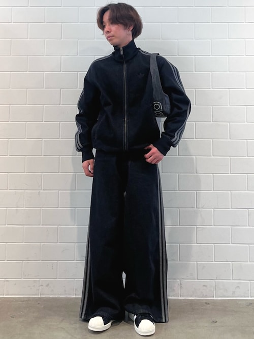 アディダス　オリジナルス　アディカラー　デニム　ファイヤーバード　トラックトップ adidas FIREBIRD DENIM TRACK TOP / PANTS | atmos（アトモス） 公式