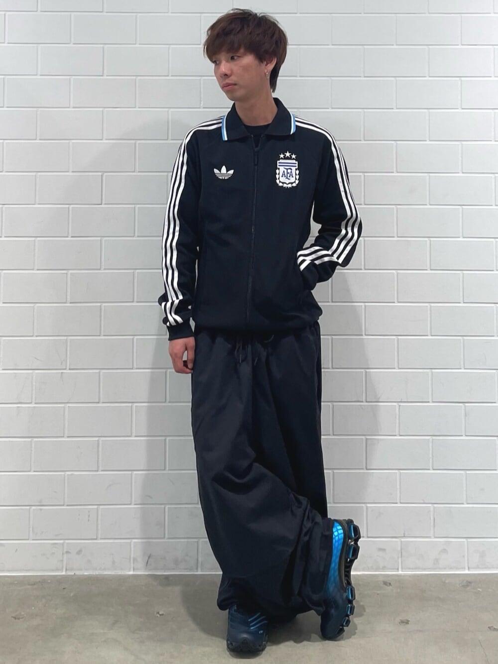 adidas（アディダス）の「パラシュート パンツ / アディダスオリジナル