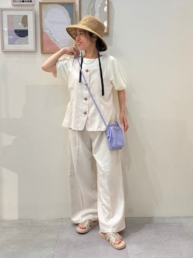 「SHOO・LA・RUE（シューラルー）の【毎日洗える/ひんやり/UV/S-LL】二の腕隠れる さらっとドルマン半袖ニット（ニット/セーター、ホワイト系）」を使った、たけぴさん（レディース・150cm）の春コーディネート