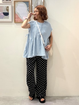 「SHOO・LA・RUE（シューラルー）のポコポコ素材 ペプラムプルオーバーアソート（Tシャツ/カットソー、ベージュ系）」を使った、たけぴさん（レディース・150cm）の夏コーディネート