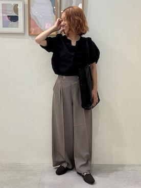 「SHOO・LA・RUE（シューラルー）の【洗濯後しわになりにくい／インせずきまる】麻調ハシゴレーススキッパーブラウス（シャツ/ブラウス、ブラック系）」を使った、たけぴさん（レディース・150cm）の夏コーディネート