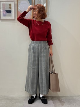 「SHOO・LA・RUE（シューラルー）の【洗濯機可/S-LL】抜け感ある着こなしに 金ボタン付き スポンディッシュ クルーネックニット（ニット/セーター、レッド系）」を使った、たけぴさん（レディース・150cm）の秋コーディネート