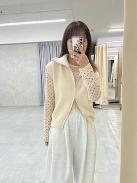「Lutim by u（ルチバイユー）のハイネックジップアップニットベスト（ベスト、ホワイト系）」を使った、lutimbyuさん（レディース・155cm）の春コーディネート