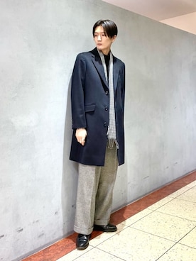 「アイテム（チェスターコート、ブルー系）」を使った、Seiyaさん（メンズ・180cm）の秋コーディネート