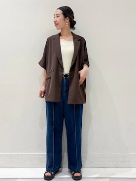 「OPAQUE.CLIP（オペークドットクリップ）のクロスベルトデザインサンダル（サンダル）」を使った、ちえさん（レディース・167cm）の春コーディネート