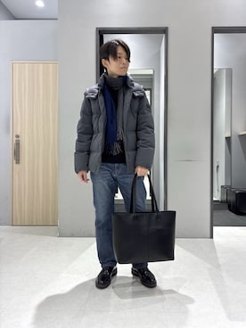 「アイテム（マフラー、ブルー系）」を使った、わいずみさん（メンズ・167cm）の冬コーディネート