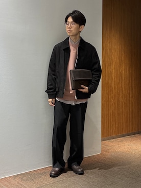 「アイテム（クラッチバッグ、ブラウン系）」を使った、わいずみさん（メンズ・167cm）の秋コーディネート