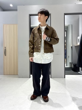 「アイテム（デニムジャケット、ブラウン系）」を使った、わいずみさん（メンズ・167cm）の春コーディネート