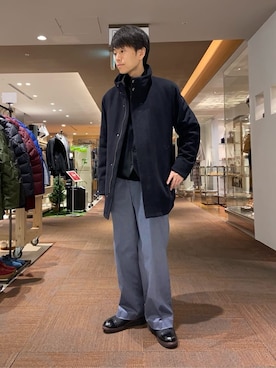 「アイテム（スーツベスト、グレー系）」を使った、わいずみさん（メンズ・167cm）の冬コーディネート