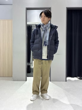 「アイテム（マフラー、ブルー系）」を使った、わいずみさん（メンズ・167cm）の冬コーディネート