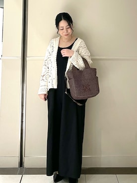 「russet（ラシット）のナイロンラフィア2WAYトートバッグ（トートバッグ、ブラウン系）」を使った、UENOさん（レディース・155cm）の春コーディネート