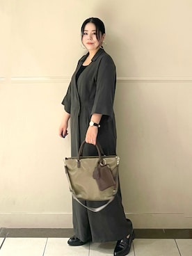 「russet（ラシット）のアイテム（トートバッグ）」を使った、UENOさん（レディース・155cm）の秋コーディネート