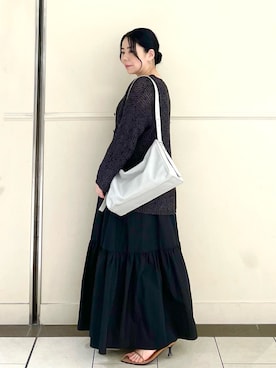 「russet（ラシット）のトライアングルショルダーバッグ（ショルダーバッグ、グレー系）」を使った、UENOさん（レディース・155cm）の春コーディネート