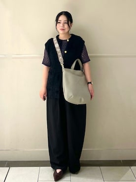 「russet（ラシット）のアイテム（トートバッグ）」を使った、UENOさん（レディース・155cm）の秋コーディネート