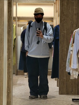 「Ron Herman（ロン ハーマン）のアイテム（Tシャツ/カットソー）」を使った、taka1010🌈さん（メンズ・182cm）の秋コーディネート